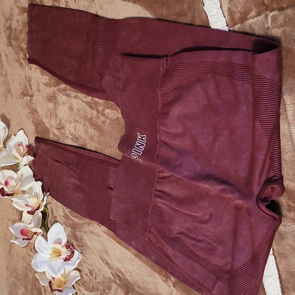 NWOT PINK Victoria's Secret Leggings - Picture 3 of 15